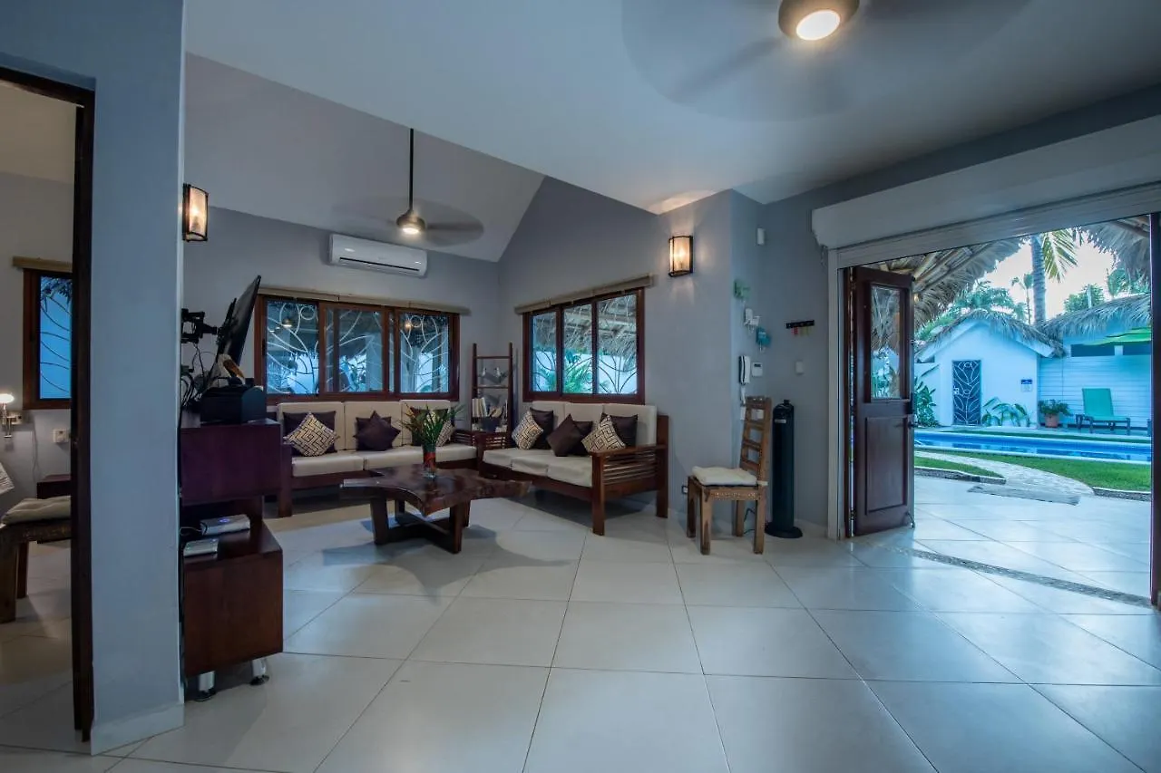 Villa Clarissa V, Walk To Beach! Las Terrenas
