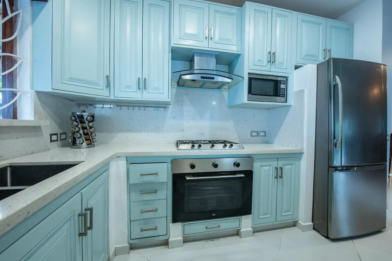 Villa Clarissa V, Walk To Beach! Las Terrenas