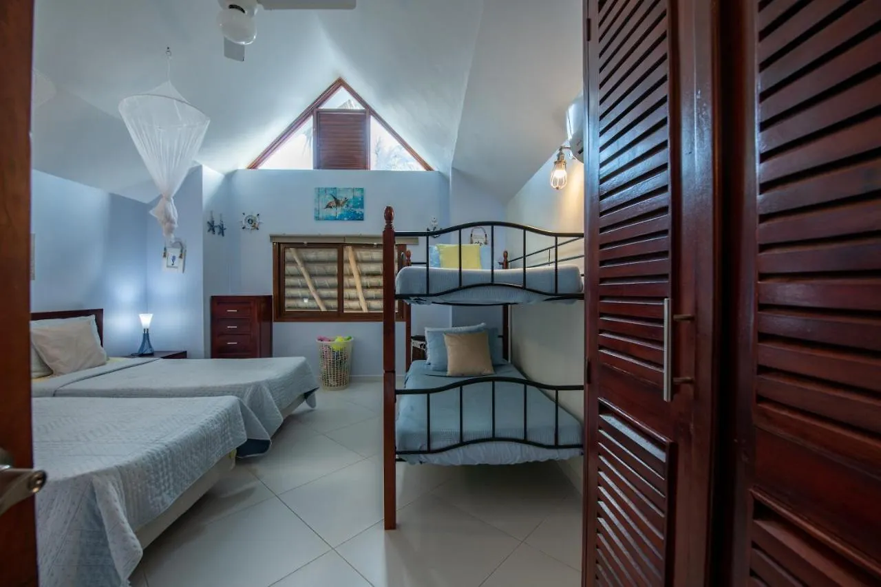 Villa Clarissa V, Walk To Beach! Las Terrenas