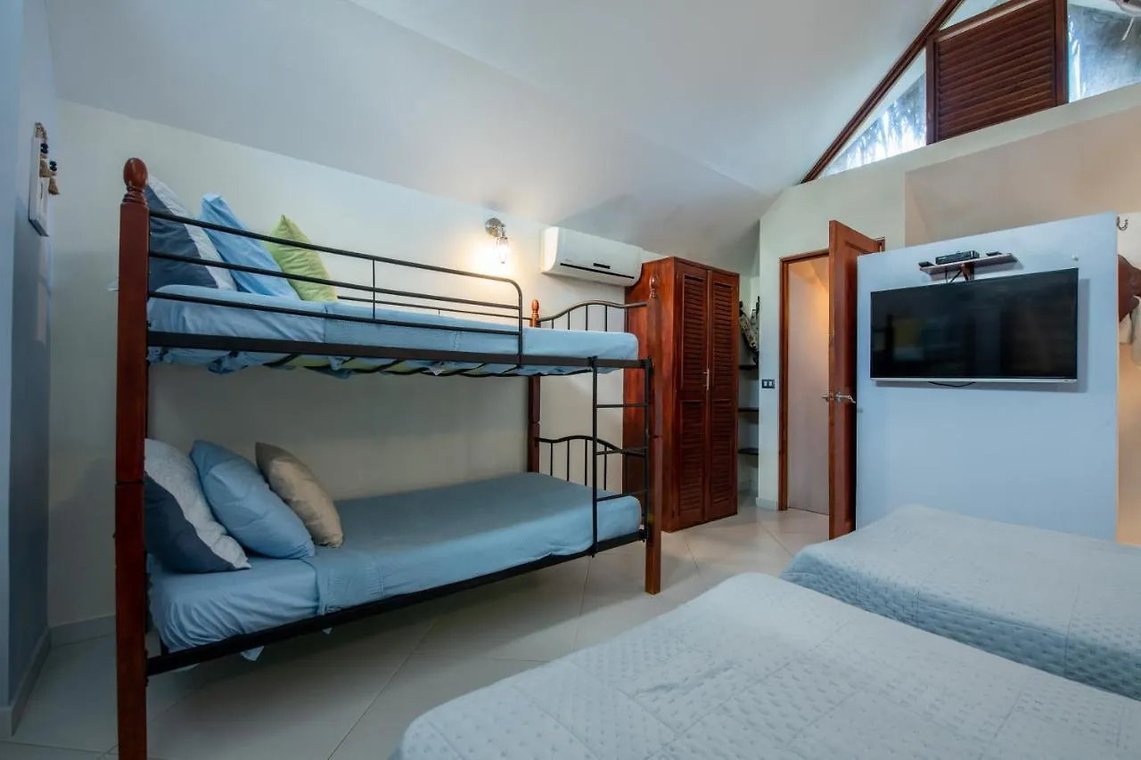 Villa Clarissa V, Walk To Beach! Las Terrenas Dominican Republic