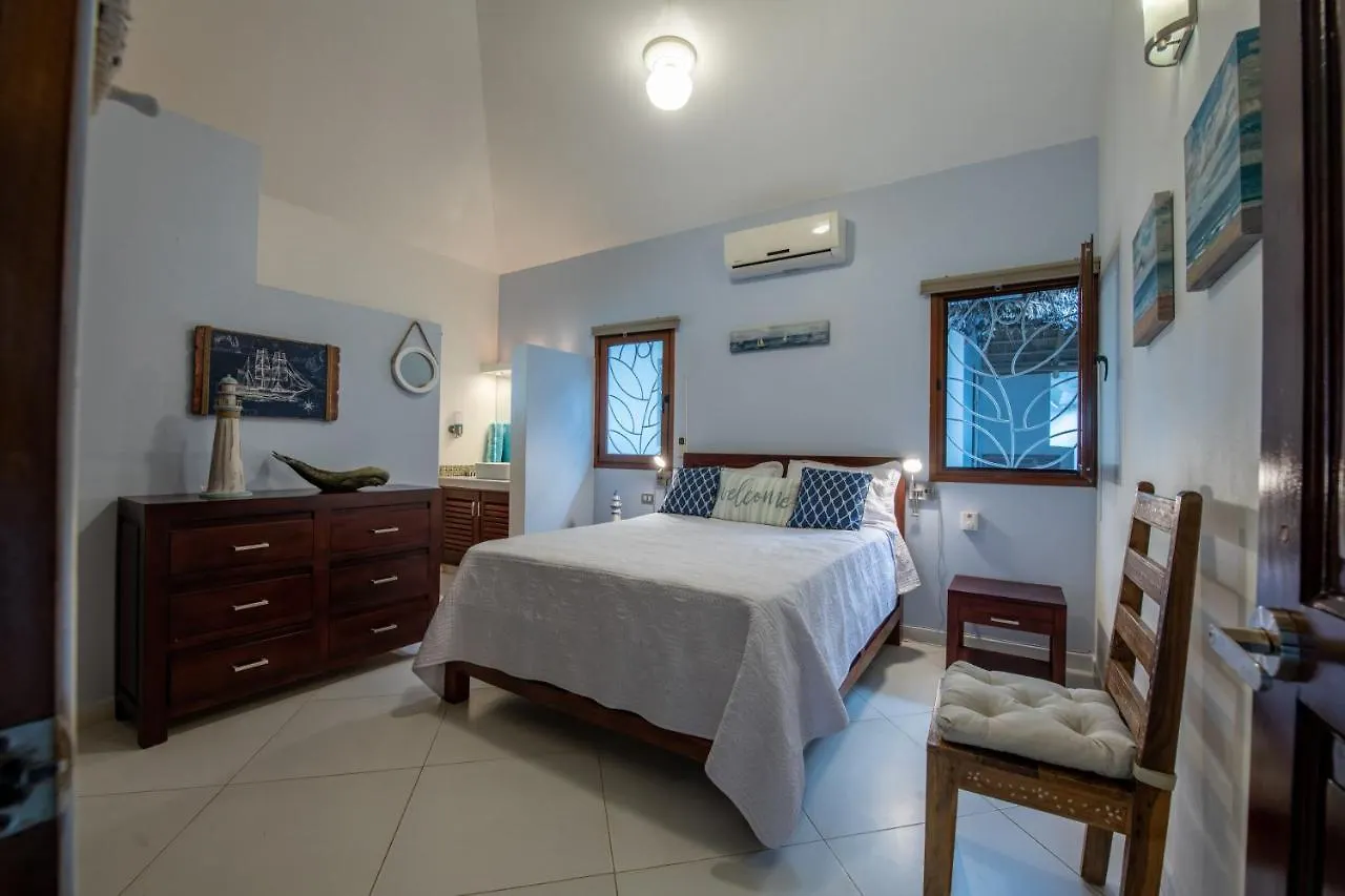 Villa Clarissa V, Walk To Beach! Las Terrenas
